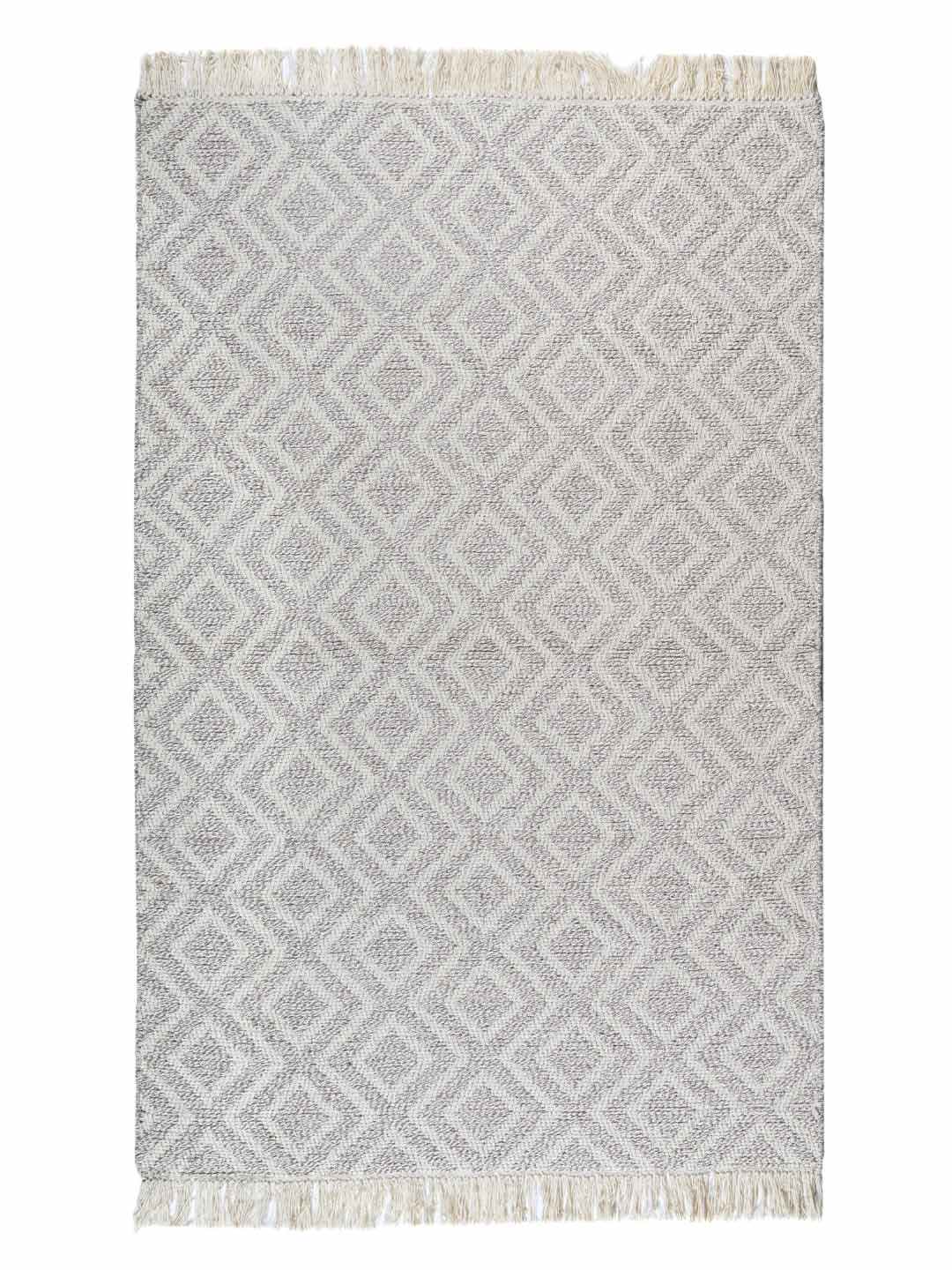 minimalist diamond pattern woven rug
